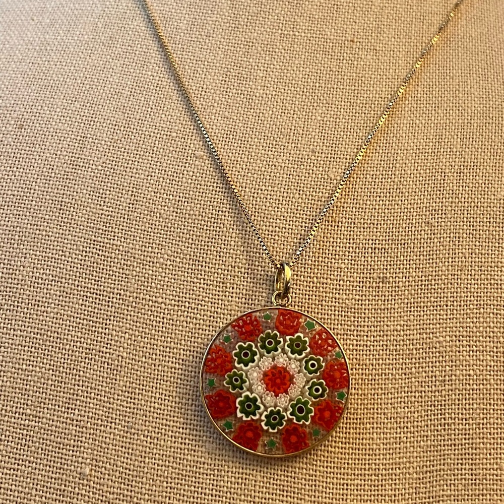 Beautiful Christmas milleflori pendant on a sterling silver box chain